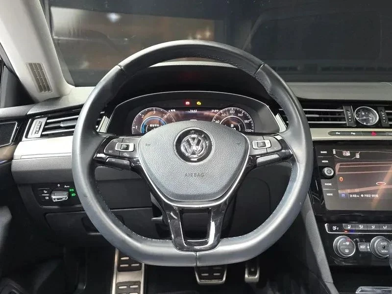 VW Arteon, снимка 12 - Автомобили и джипове - 56688433