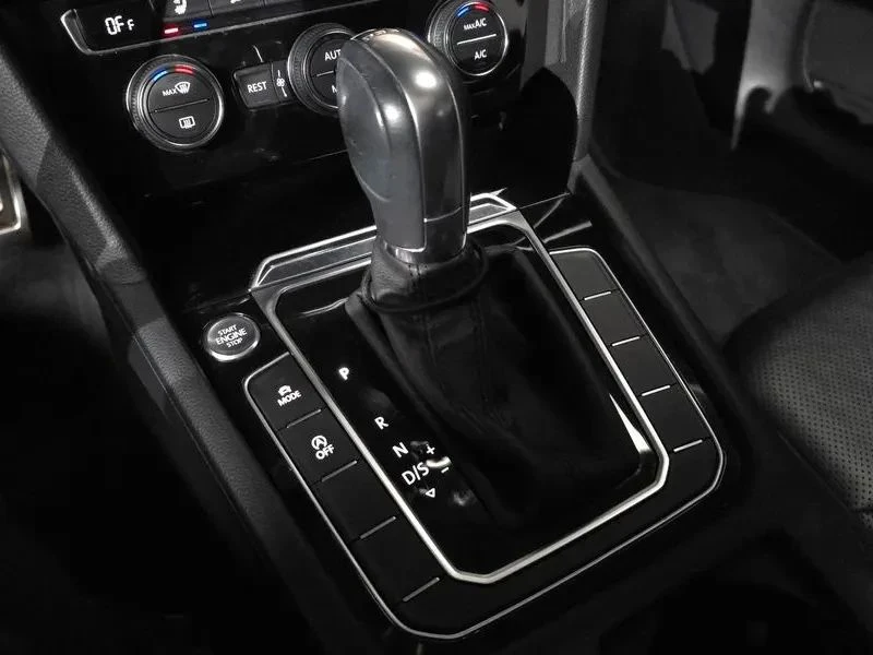 VW Arteon, снимка 8 - Автомобили и джипове - 56688433