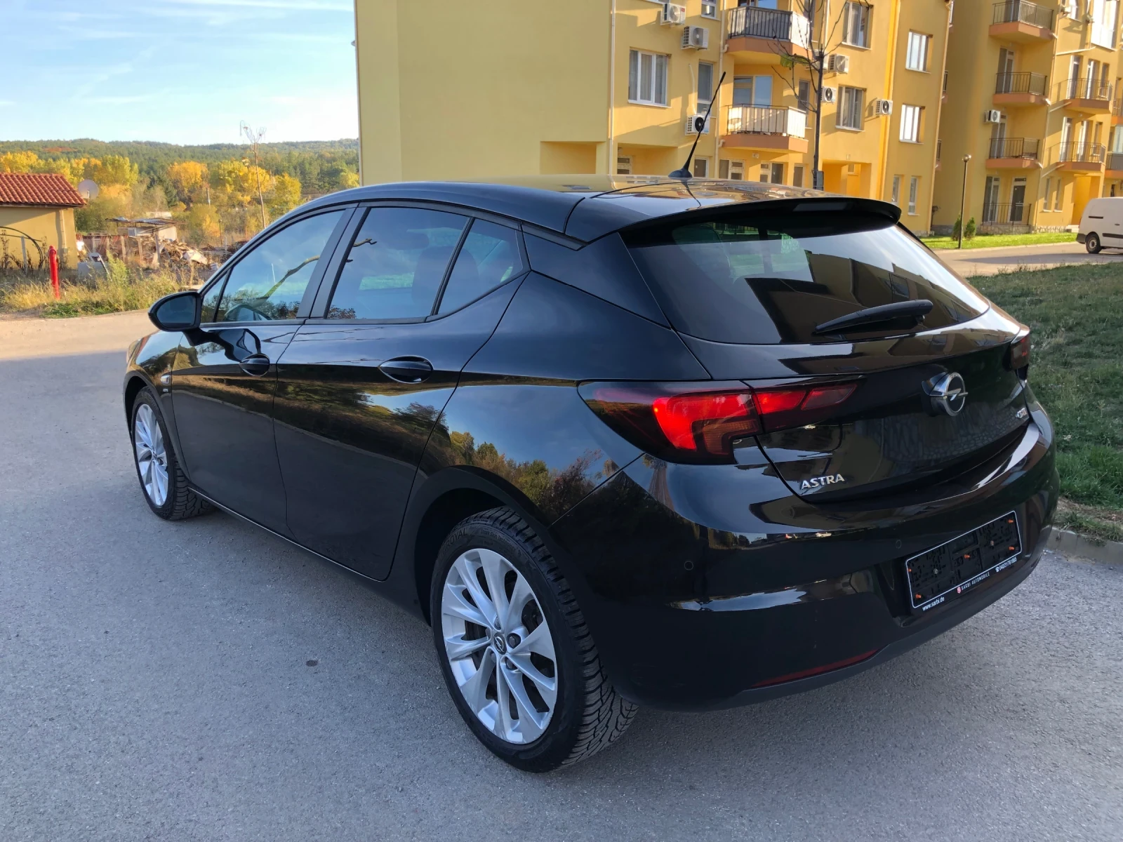 Opel Astra 1.6cdti 110ks Evro6 - изображение 3