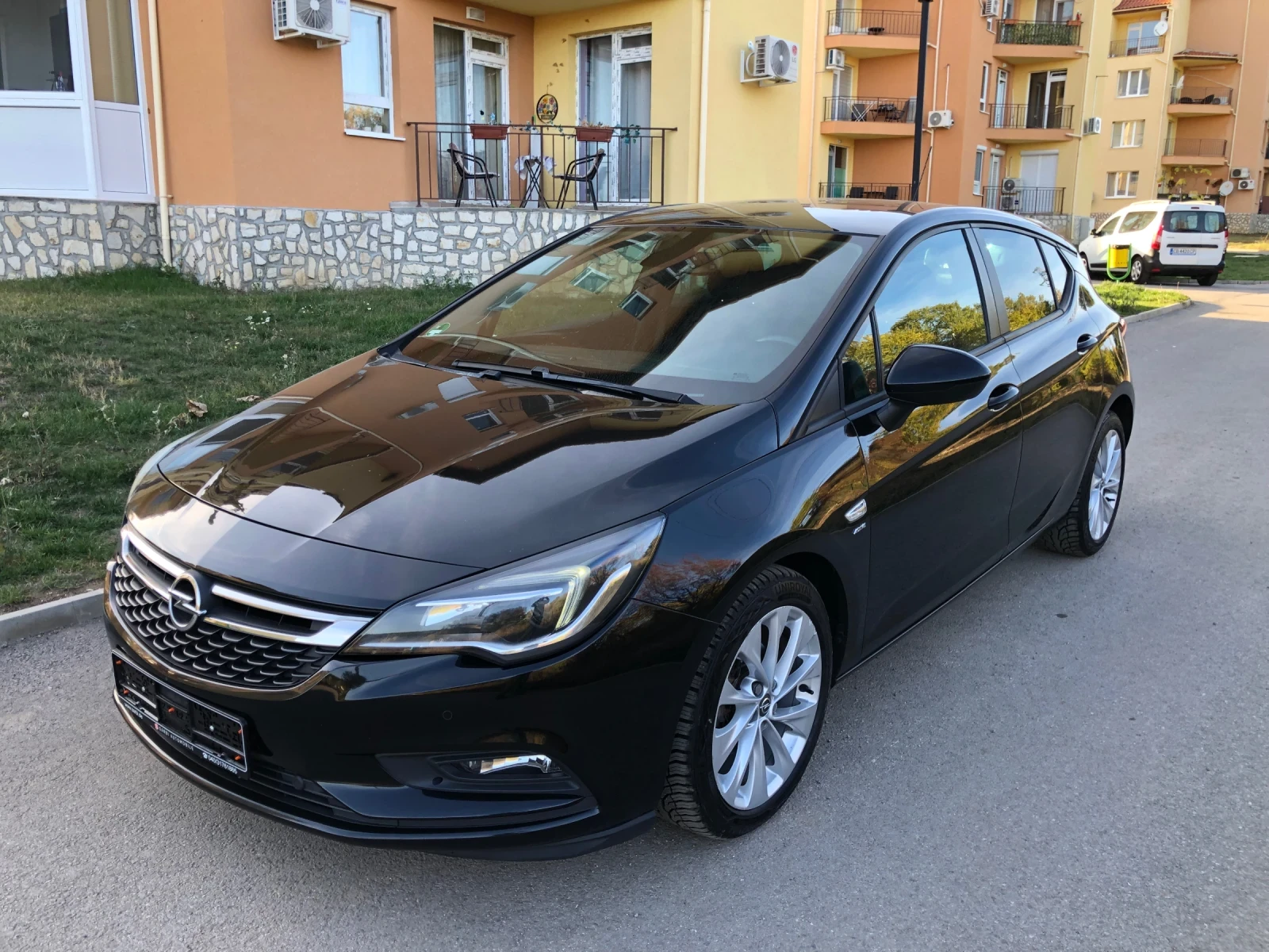 Opel Astra 1.6cdti 110ks Evro6 - изображение 4