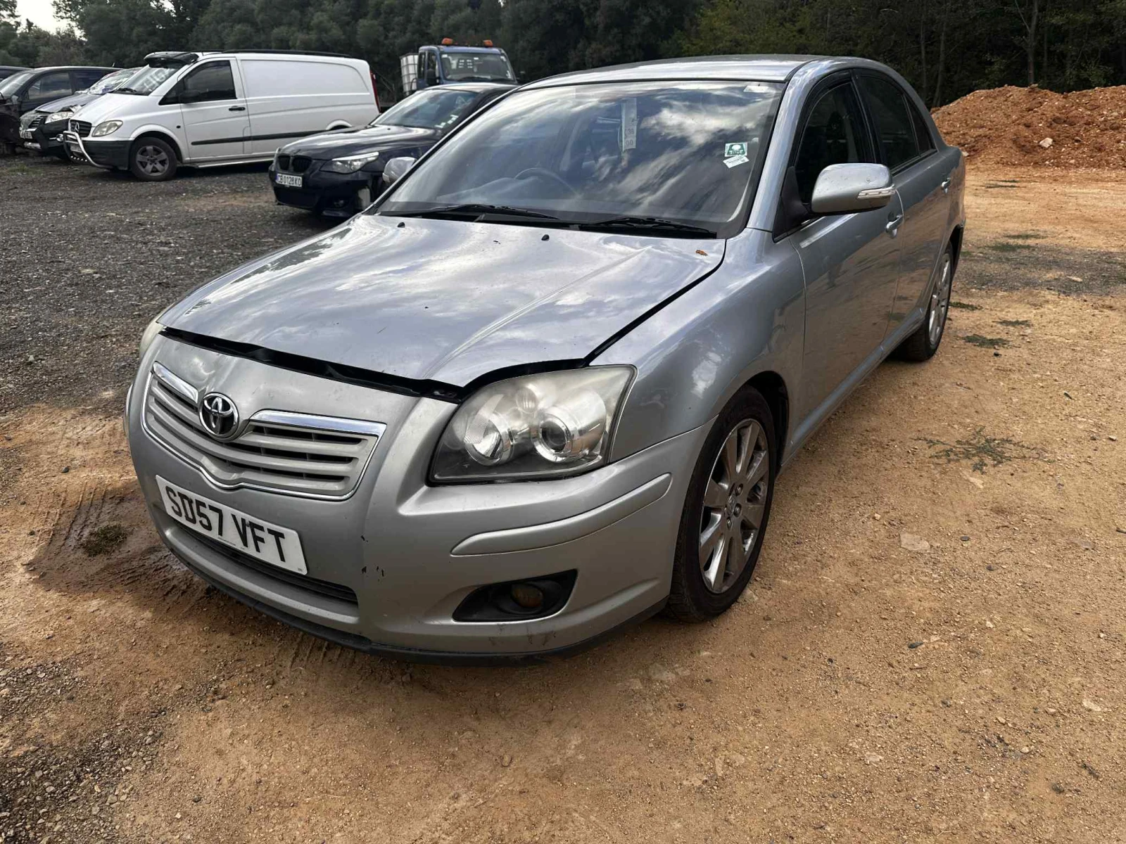 Toyota Avensis  - изображение 3