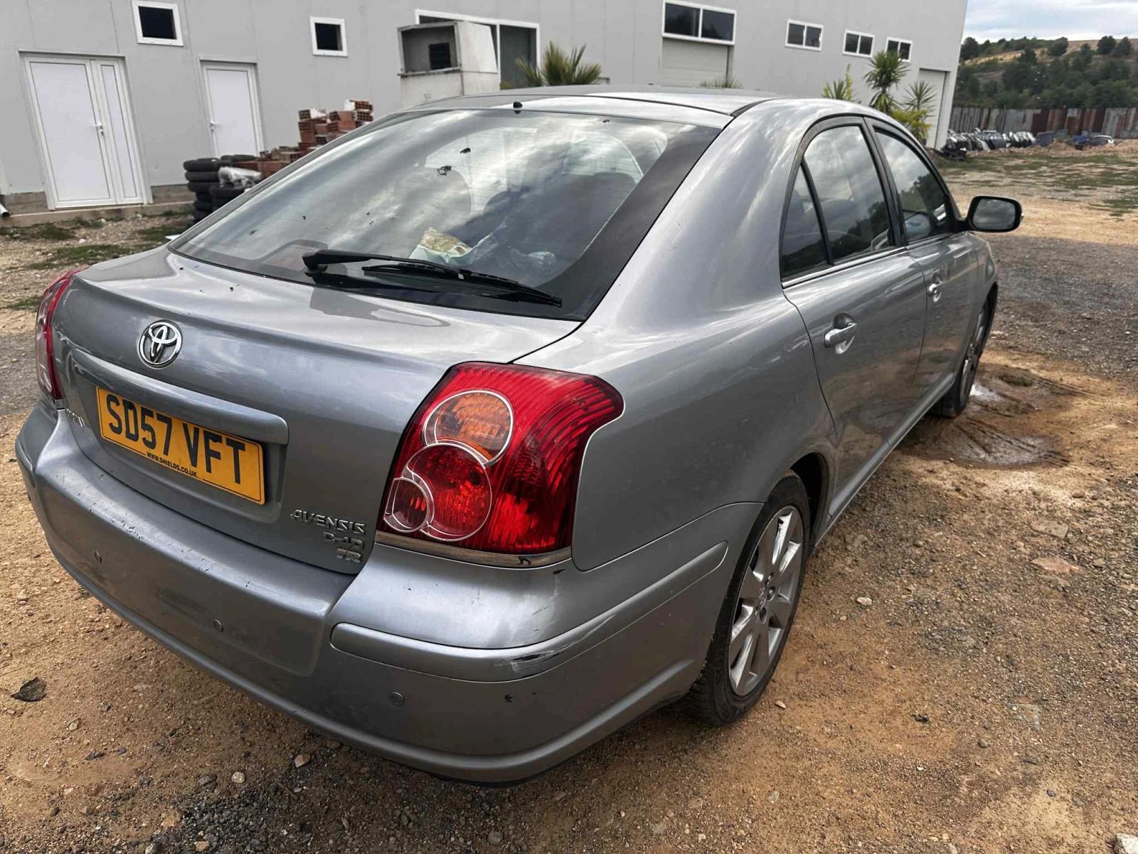 Toyota Avensis  - изображение 6