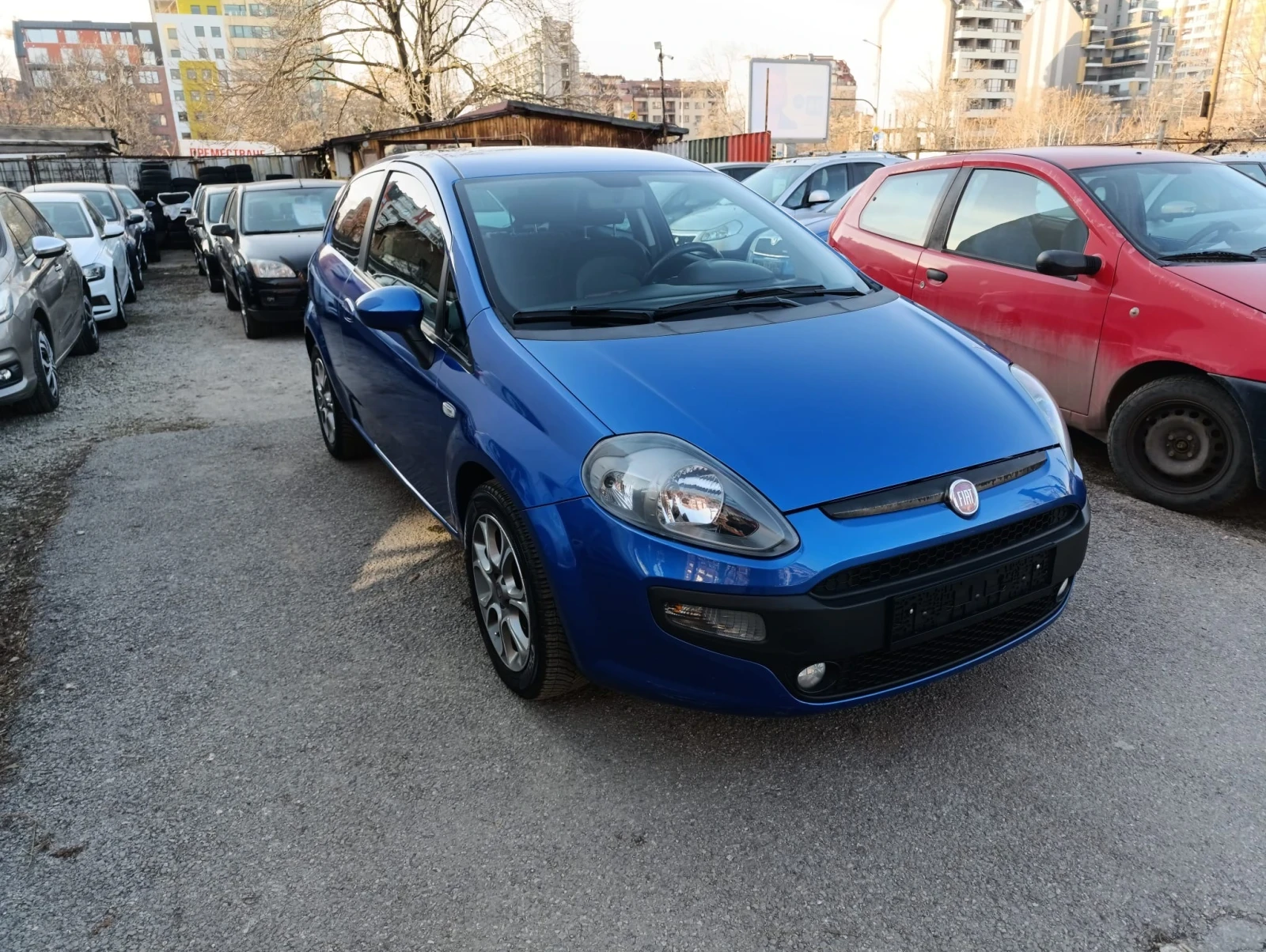 Fiat Punto 1.4i - изображение 2
