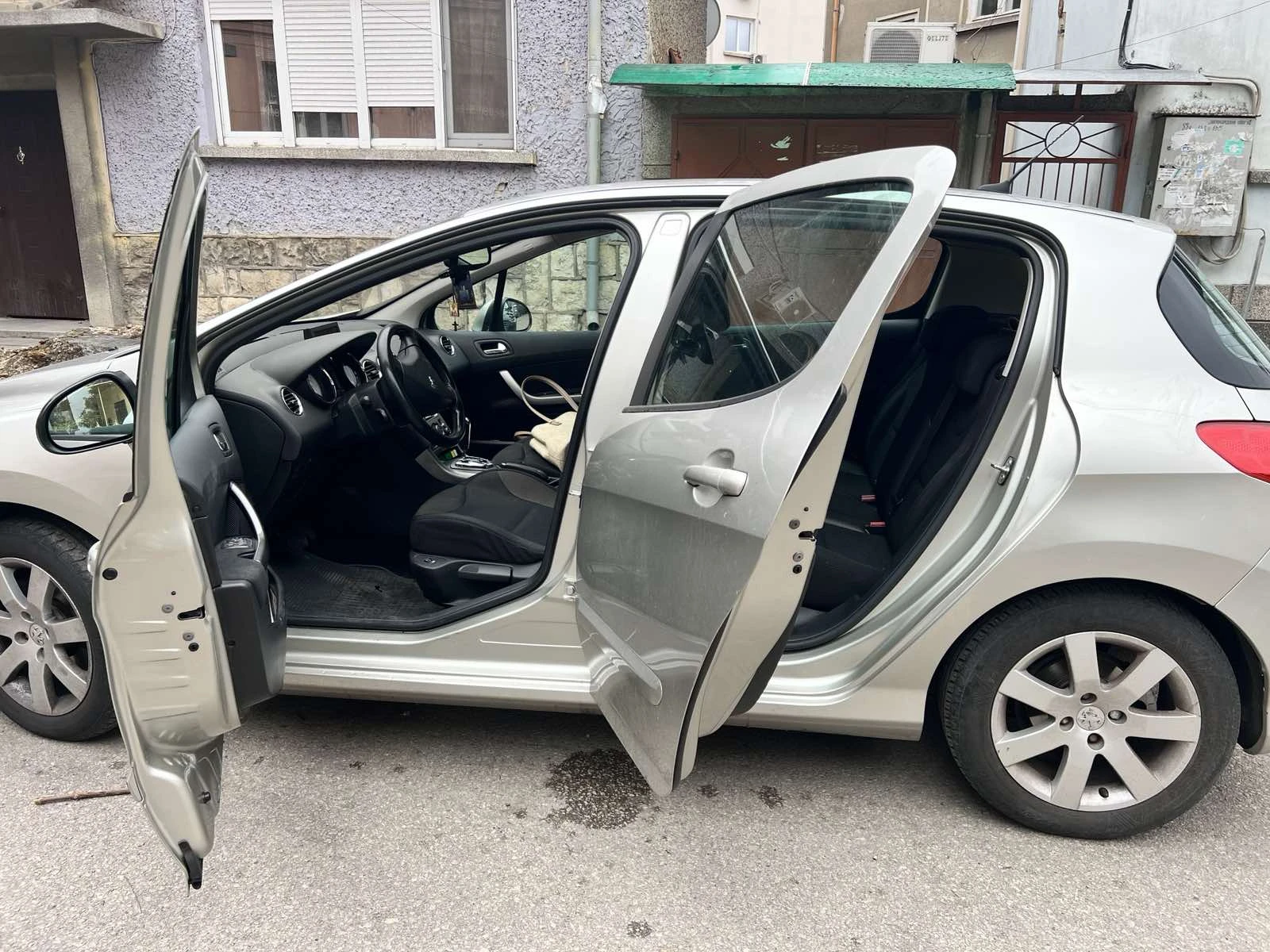 Peugeot 308  - изображение 9