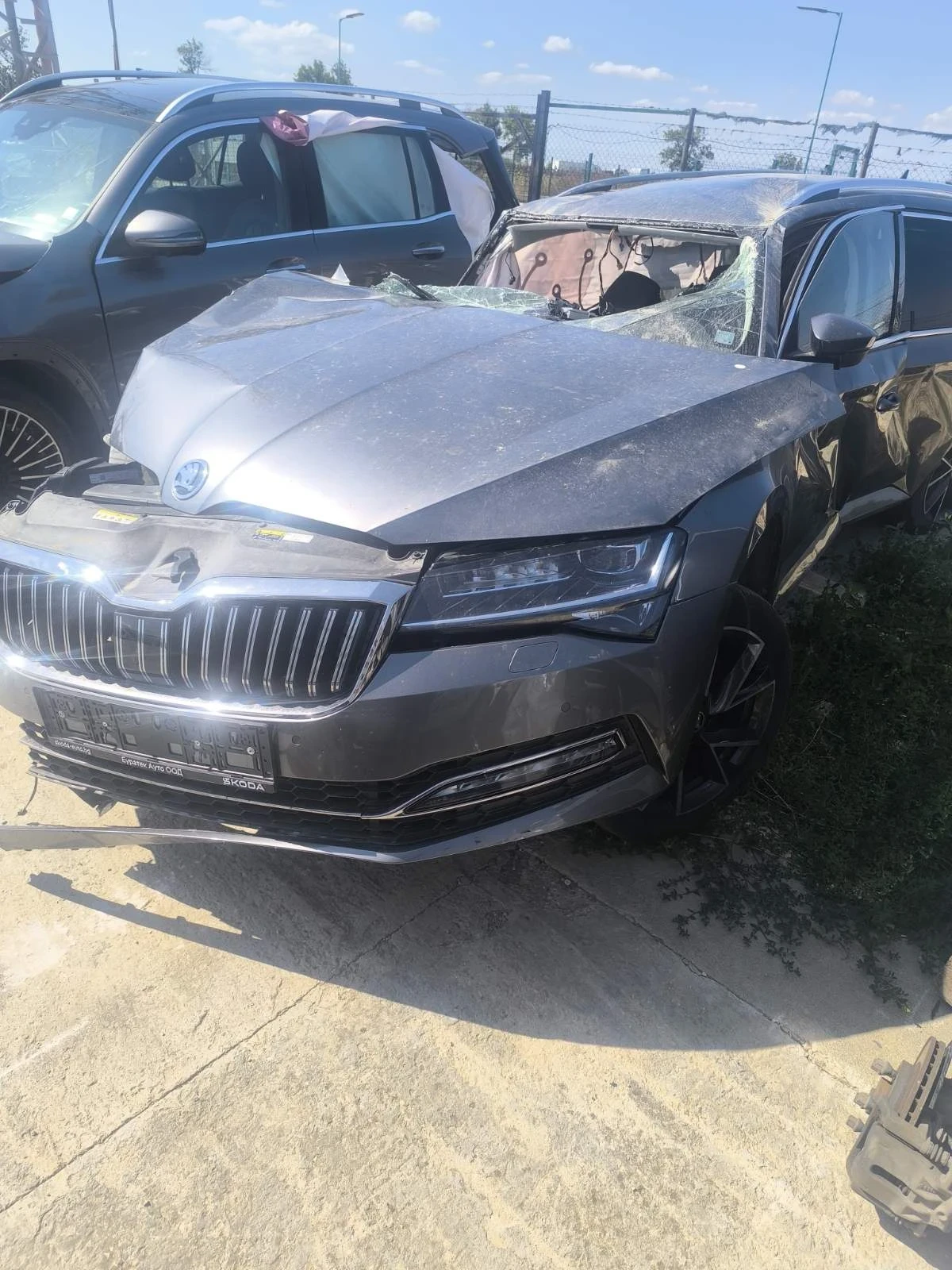 Skoda Superb 2.0 i - изображение 3