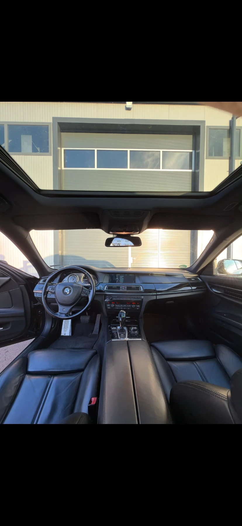 BMW 750 ЛИЗИНГ ЗАКУПЕНА ОТ М CAR Bg - изображение 5