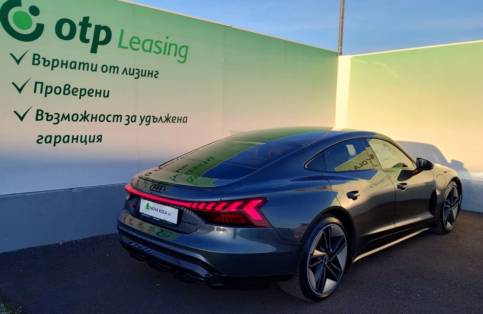 Audi E-Tron GT  GT RS 93.4 kWh 595 кс quattro - изображение 4