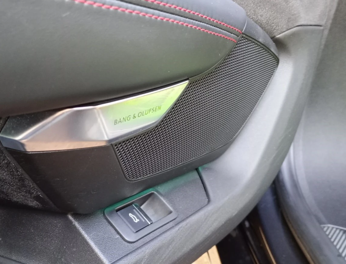 Audi E-Tron GT  GT RS 93.4 kWh 595  quattro | Mobile.bg   12