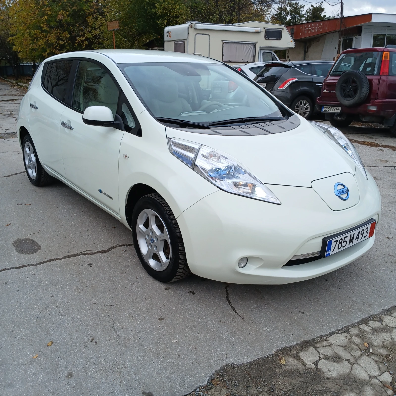 Nissan Leaf   - изображение 2