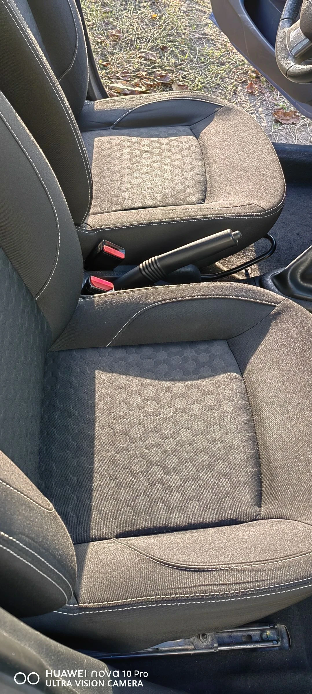 Dacia Sandero  4 цилиндъра 1.2 75к.с - изображение 9