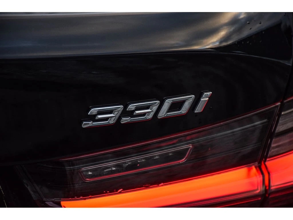 BMW 330 * 330i xDrive NO ACCIDENT DIGITAL COCKPIT SUNROOF  | Mobile.bg � ����������� 9