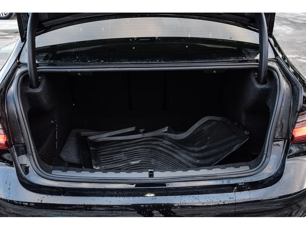 BMW 330 * 330i xDrive NO ACCIDENT DIGITAL COCKPIT SUNROOF  | Mobile.bg � ����������� 10