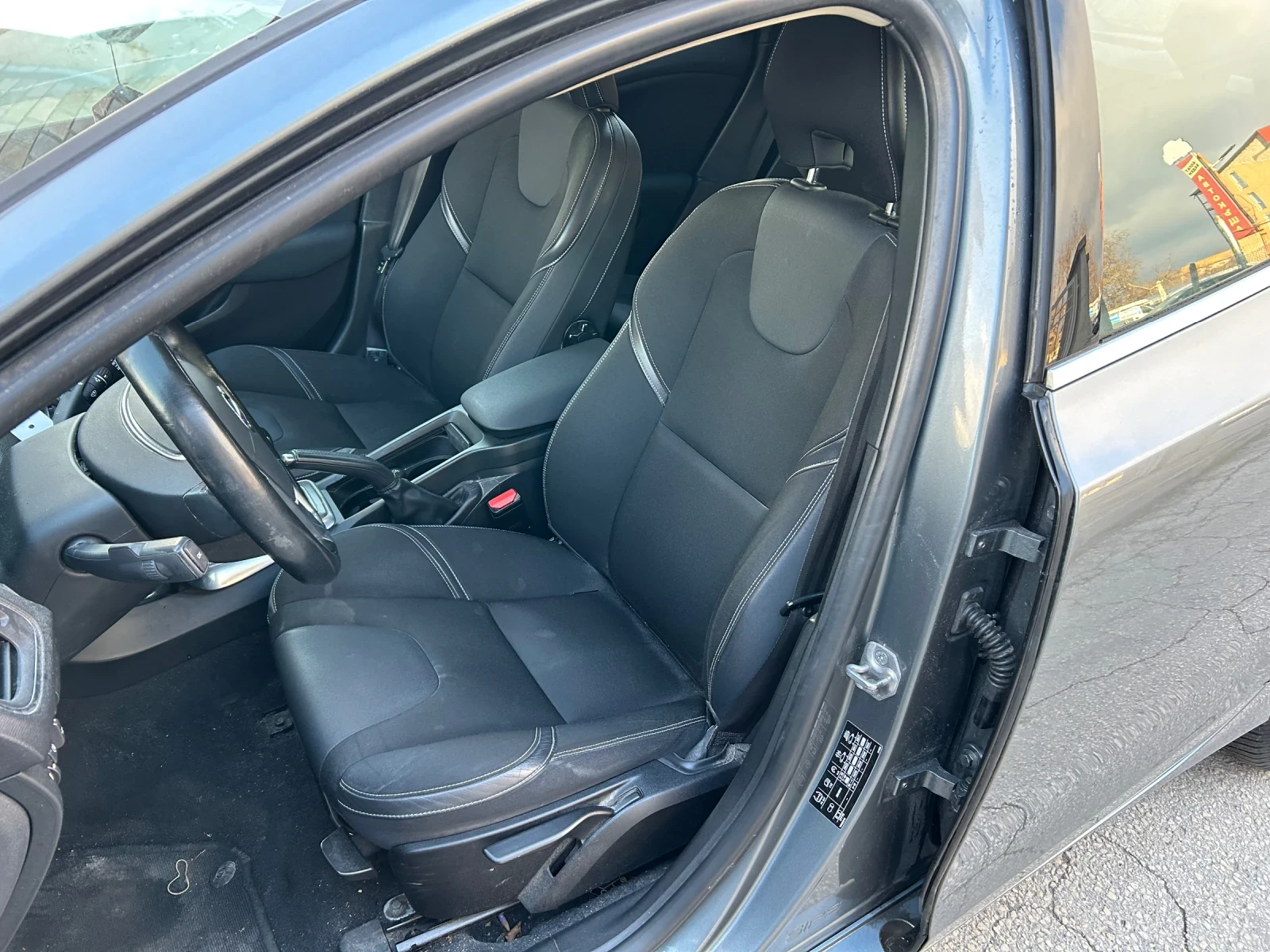 Volvo V40 2.0D 190k.c. LED DIGITAL  | Mobile.bg � ����������� 11