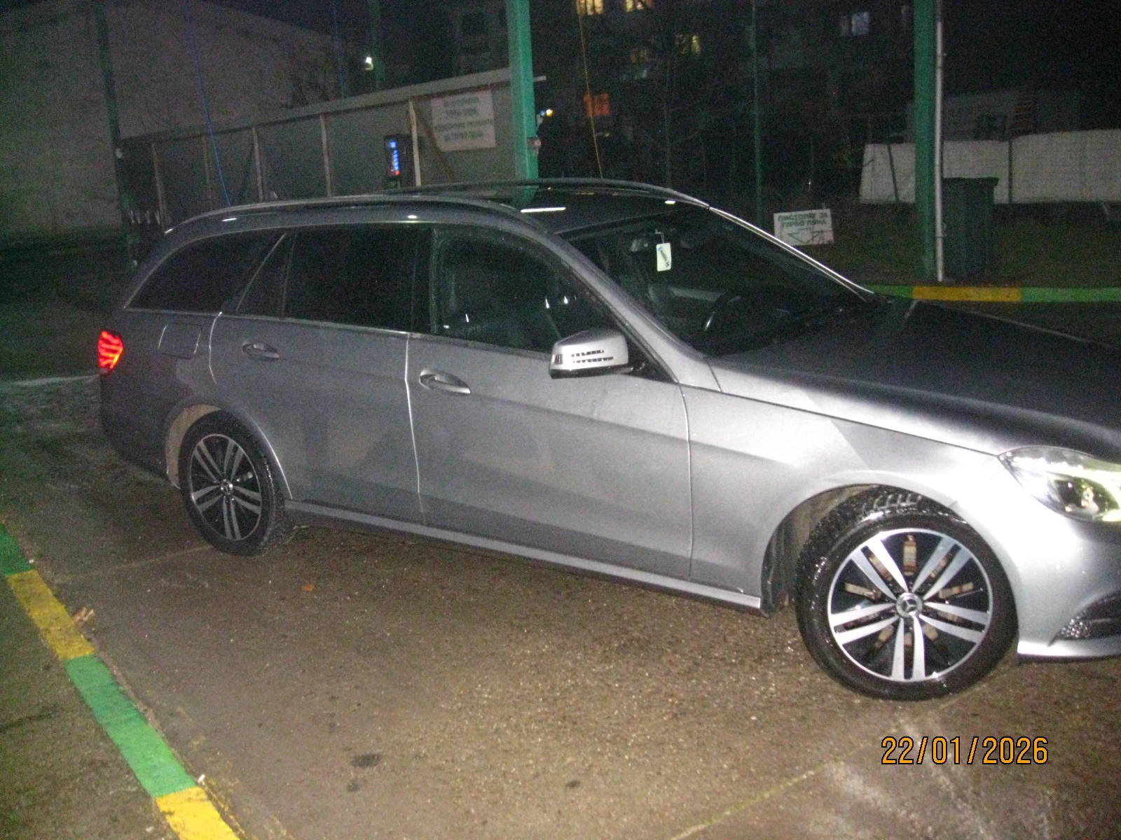 Mercedes-Benz E 250 4 MATIC 7G TRONIK - изображение 6