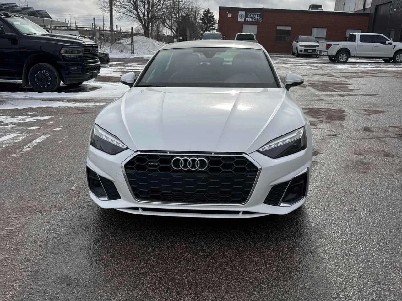 Audi A5 * Progressiv * CARFAX * ���� �� �� | Mobile.bg � ����������� 2