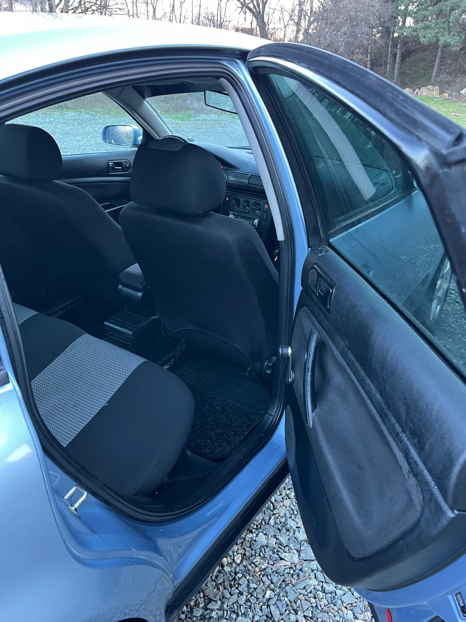 VW Passat, снимка 5 - Автомобили и джипове - 53903542