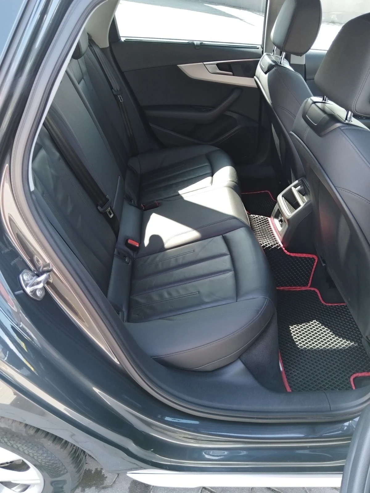 Audi A4 Advanced mild hybrid TFSI 35, снимка 12 - Автомобили и джипове - 54270874