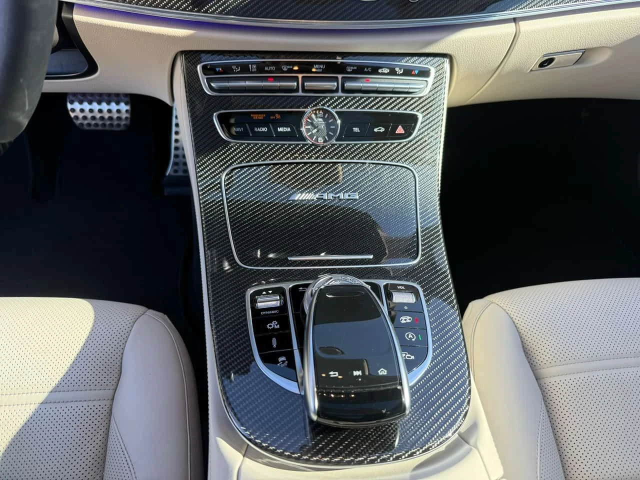 Mercedes-Benz E 63 AMG S | DISTRONIC | 360 | BURMESTER | ОБДУХВАНЕ | , снимка 15 - Автомобили и джипове - 54656290