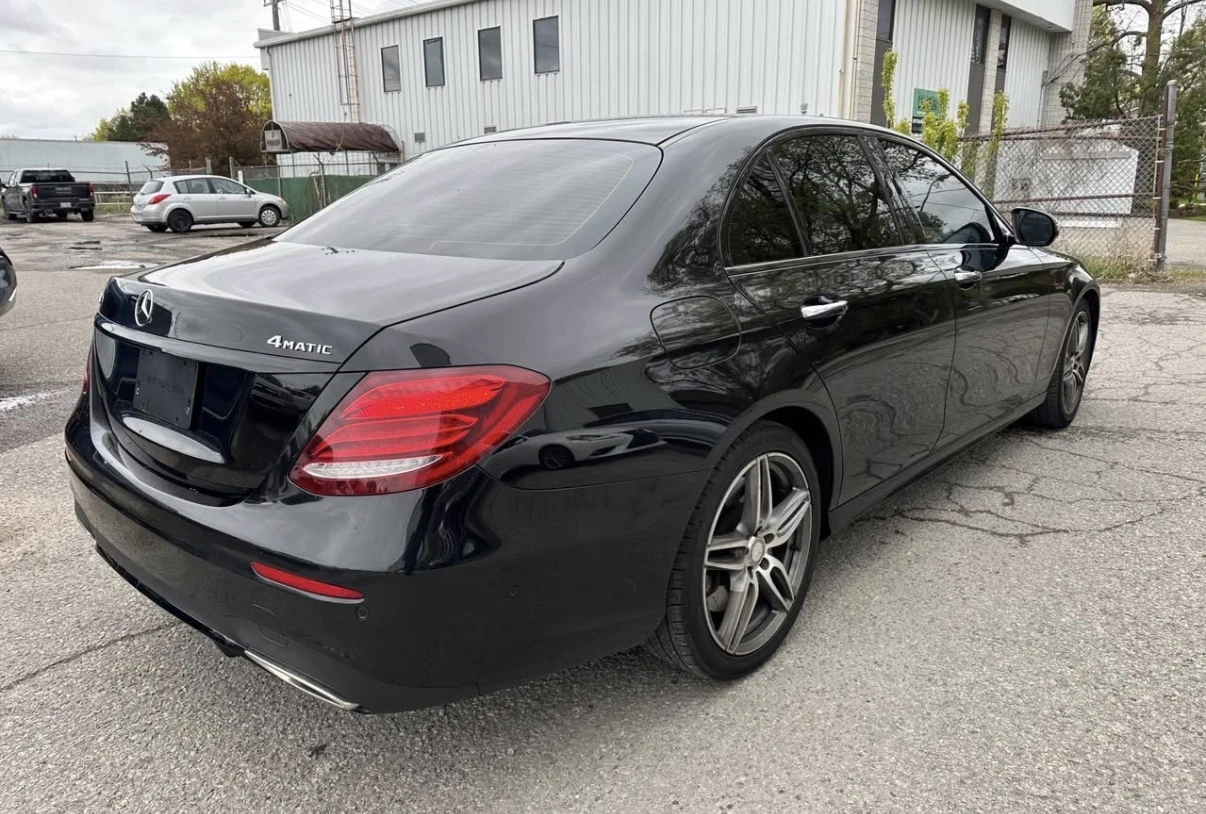 Mercedes-Benz E 400 AMG * BURMESTER * PREMIUM PACK * БЕЗ ИНЦИДЕНТИ * , снимка 4 - Автомобили и джипове - 54820885