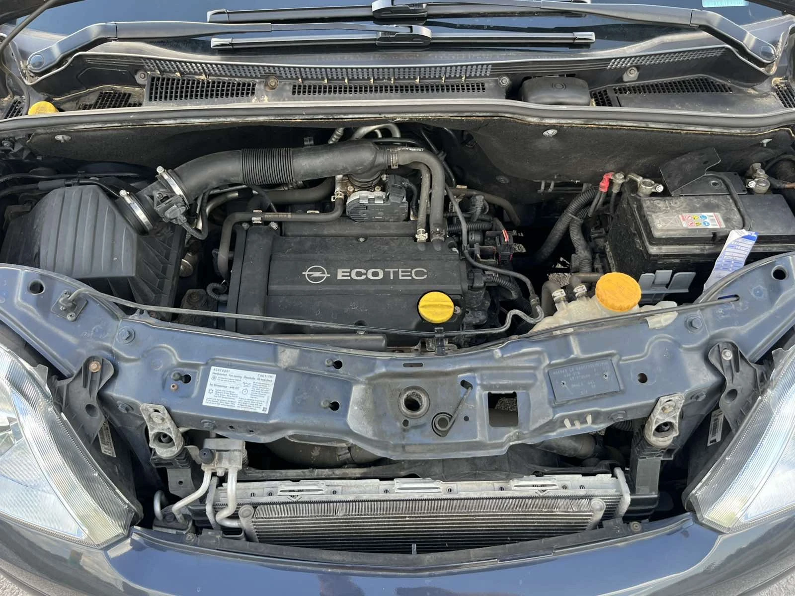 Opel Meriva FACE 119 000 км 1.3I 90кс КЛИМАТРОНИК EURO 4, снимка 15 - Автомобили и джипове - 54974140