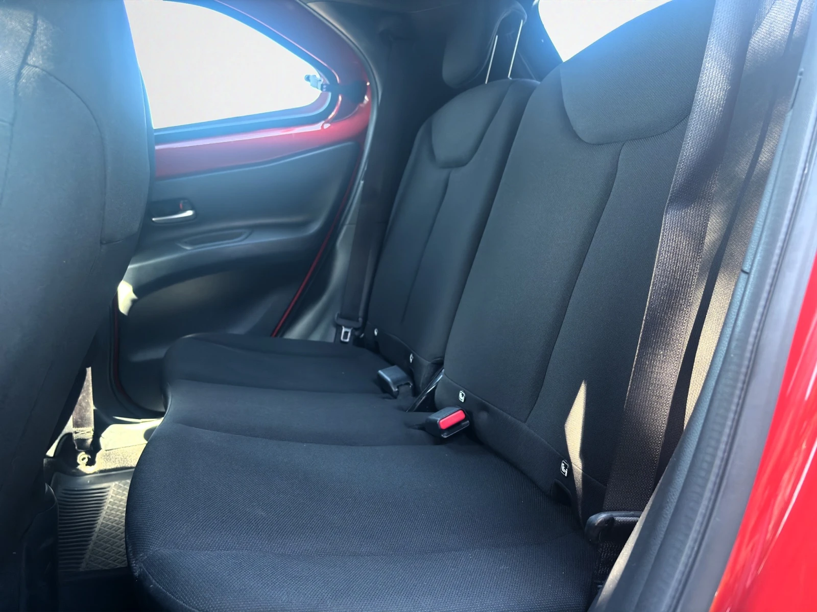 Toyota Aygo X 1.0 Black & White ������ �������� | Mobile.bg � ����������� 12