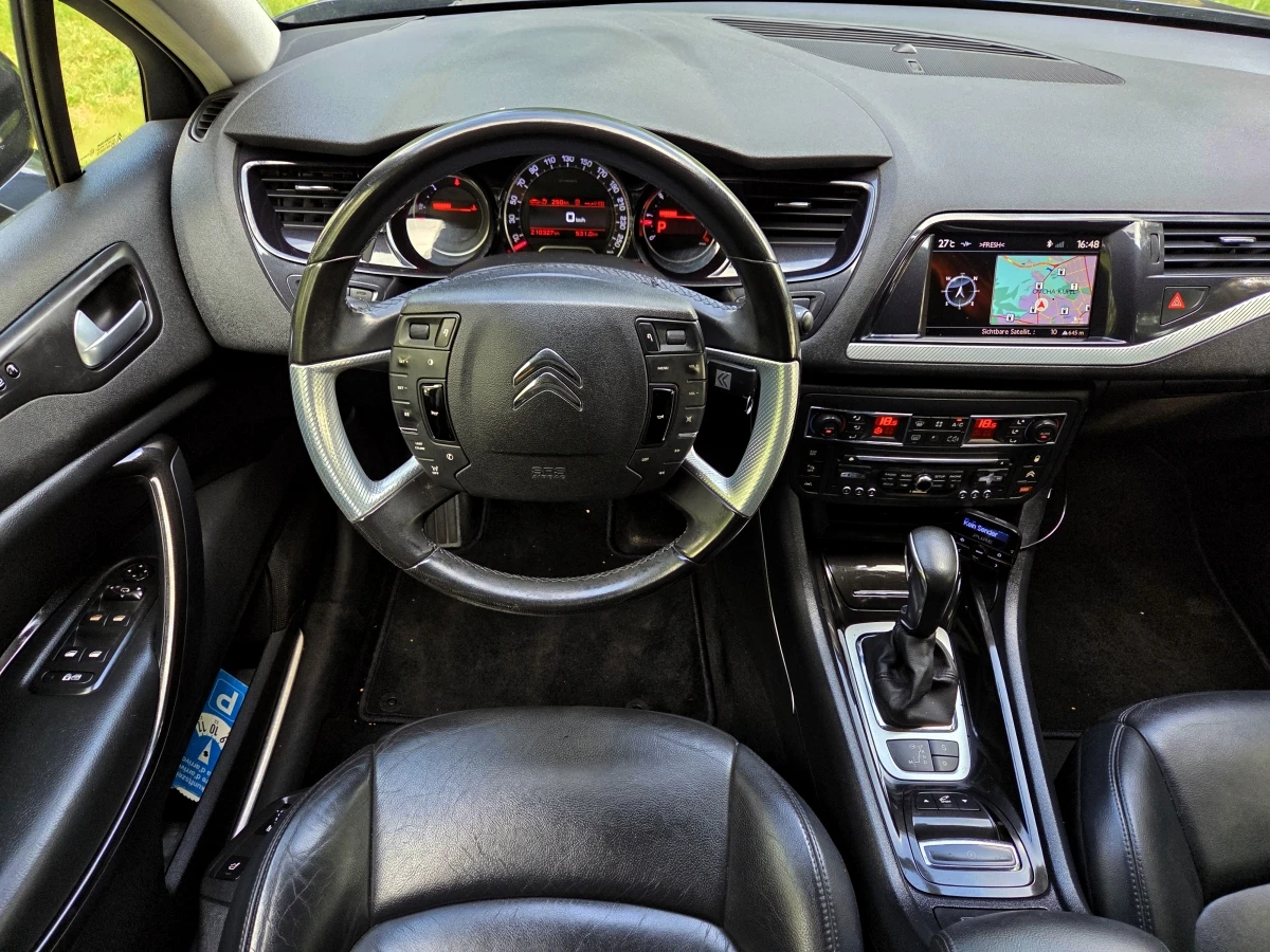 Citroen C5 2.2HDI 204hp EXCLUSIVE/FACELIFT/PANORAMA/NAVI/LED, снимка 11 - Автомобили и джипове - 55195275