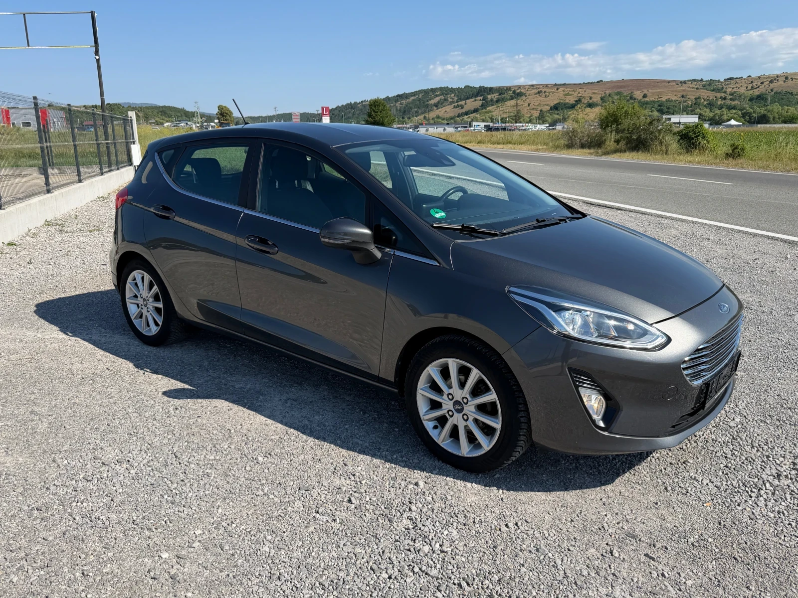 Ford Fiesta 1.0i TITANIUM LED APPLE CARPLAY EURO 6.2 TUV COC | Mobile.bg � ����������� 4