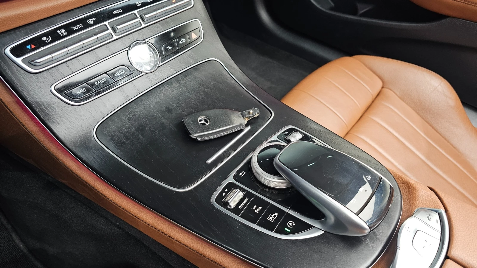Mercedes-Benz E 220 D* Cabriolet* Navi* Camera* Keyless | Mobile.bg � ����������� 8