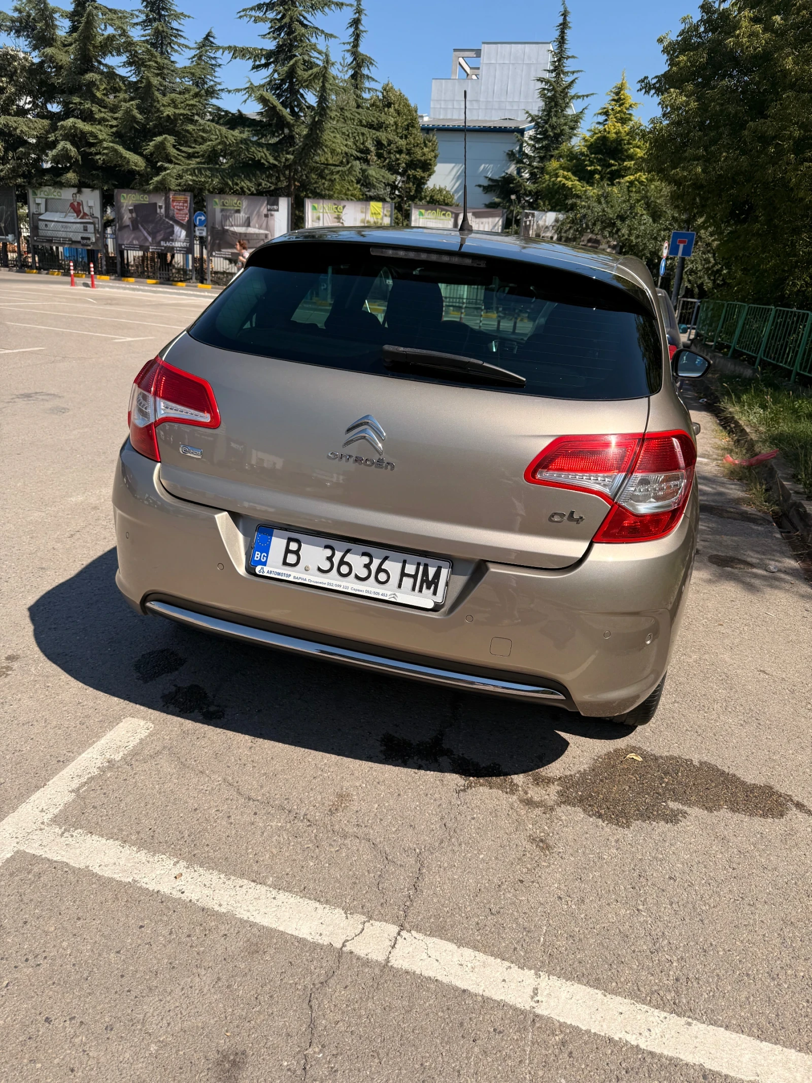 Citroen C4 1.6e-HDI EXCLUSIVE, снимка 4 - Автомобили и джипове - 55509133