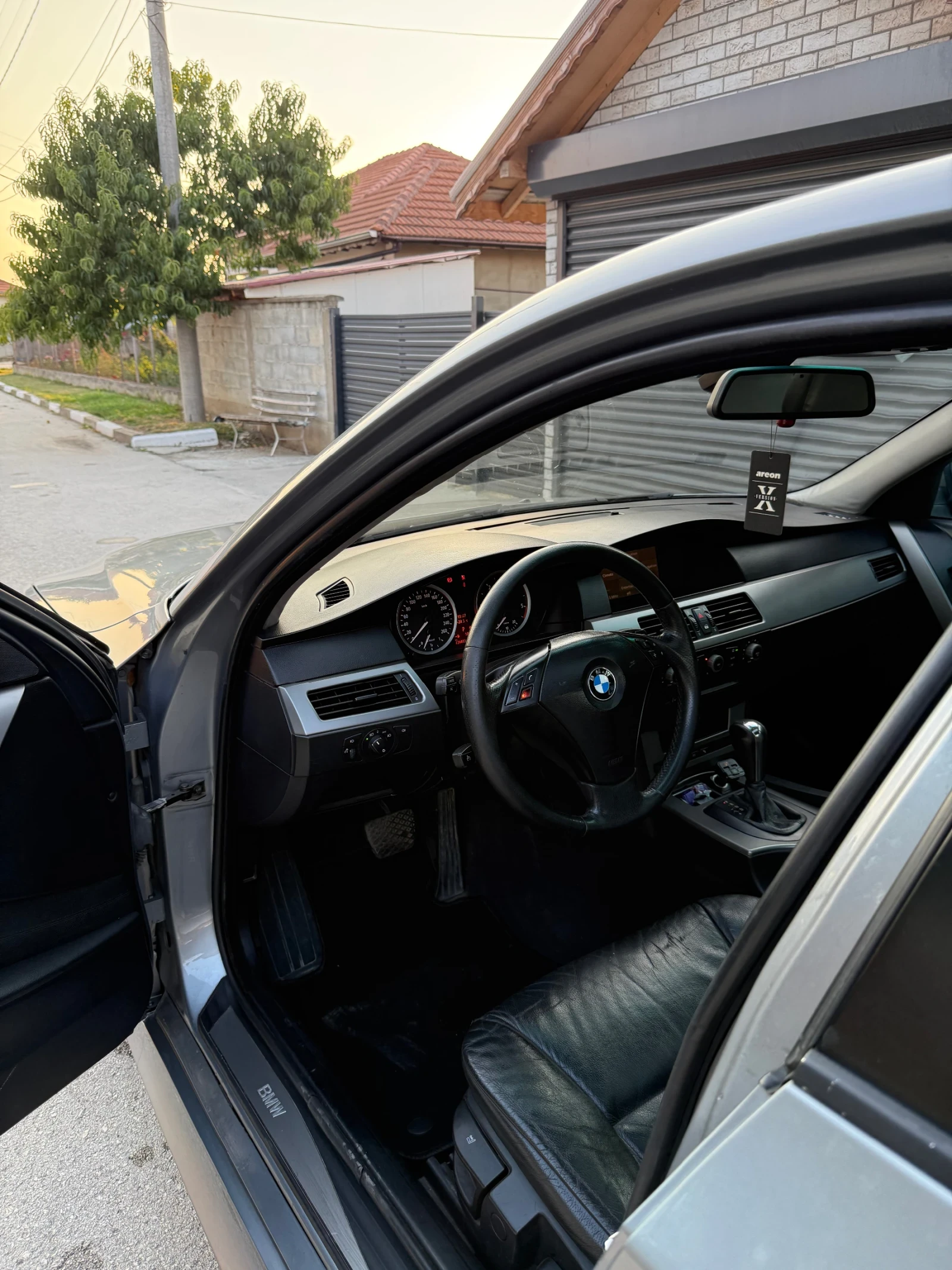 BMW 525, снимка 6 - Автомобили и джипове - 55800726