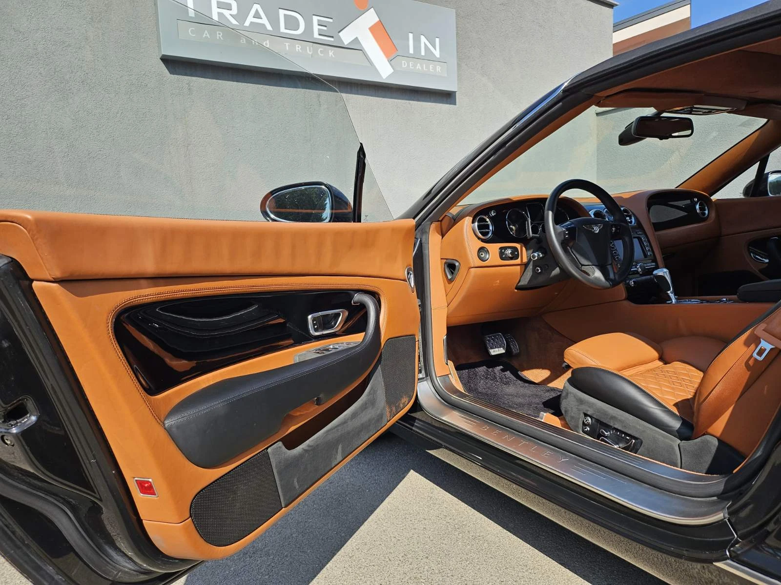 Bentley Continental GTC 6.0L W12, снимка 9 - Автомобили и джипове - 55957007