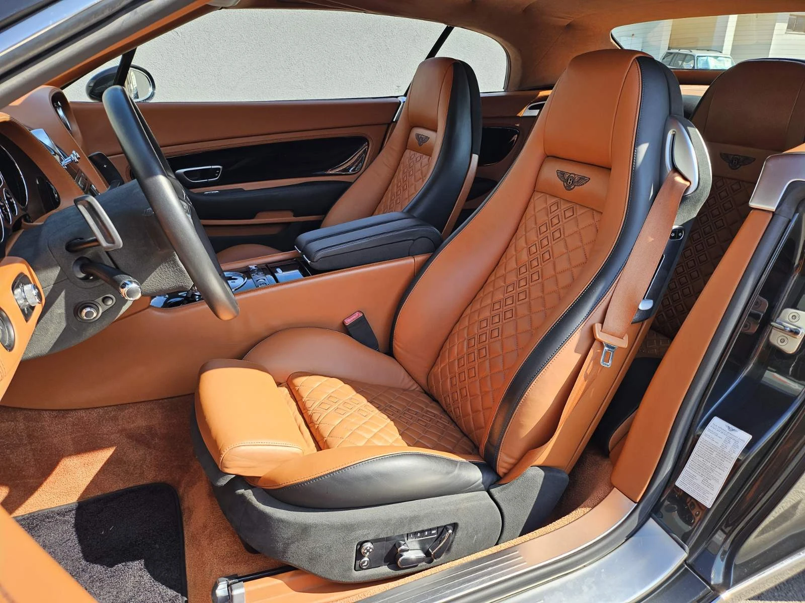 Bentley Continental GTC 6.0L W12, снимка 10 - Автомобили и джипове - 55957007