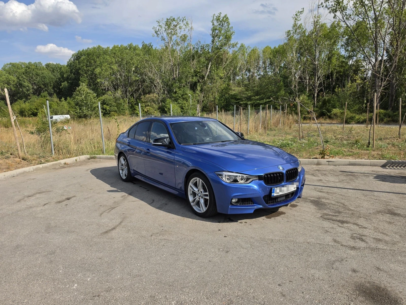 BMW 320, снимка 2 - Автомобили и джипове - 55965496