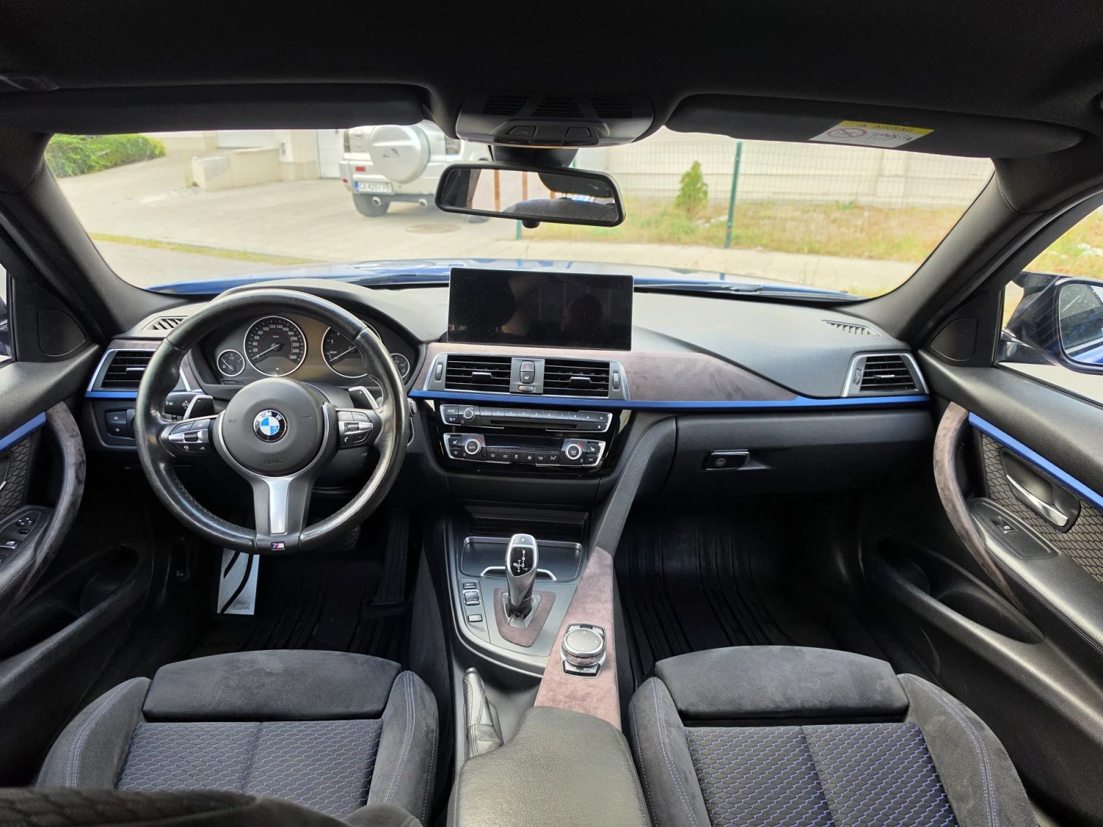 BMW 320, снимка 16 - Автомобили и джипове - 55965496