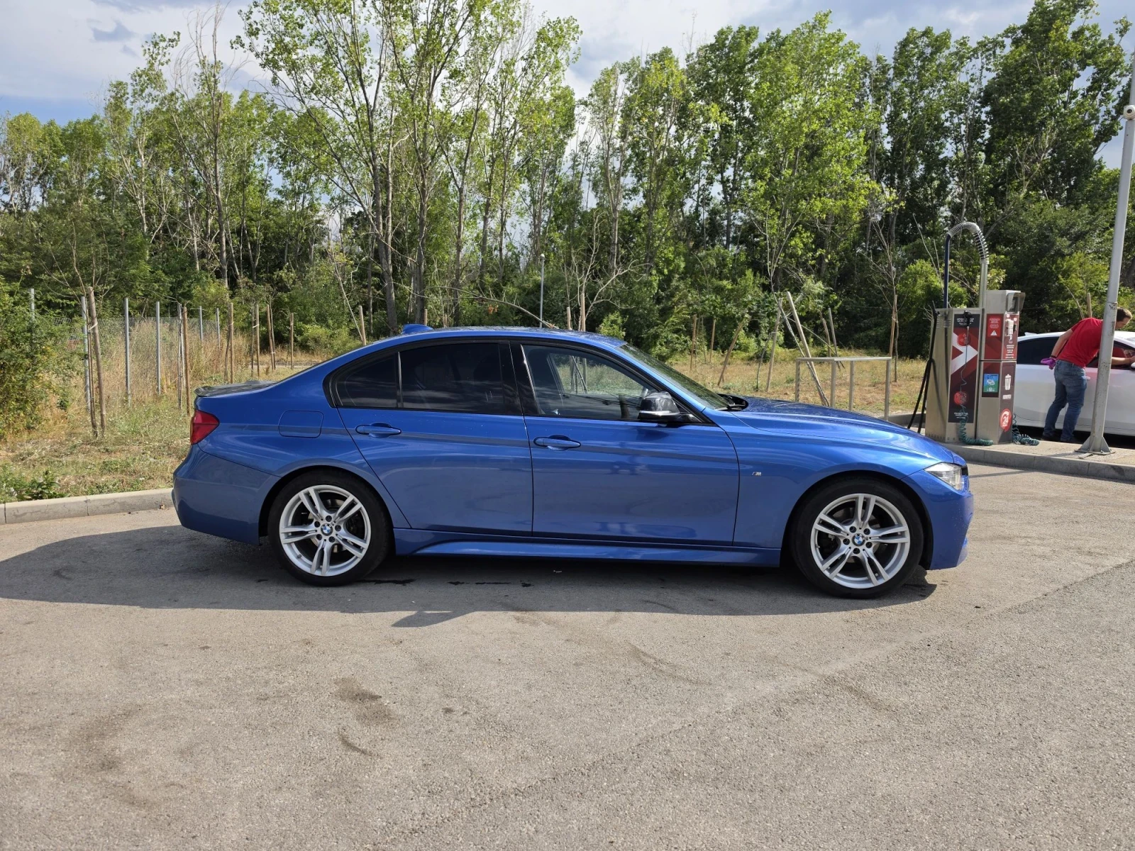 BMW 320, снимка 3 - Автомобили и джипове - 55965496