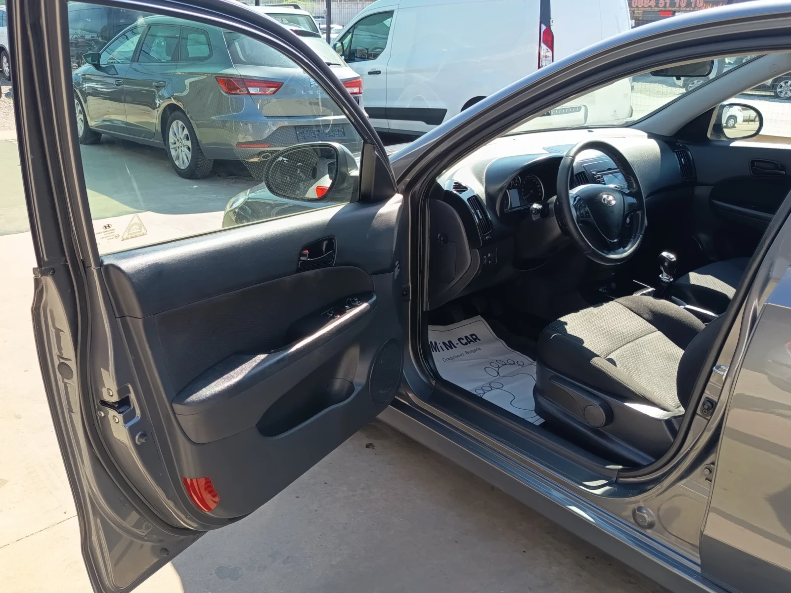 Hyundai I30 1.6crdi, снимка 9 - Автомобили и джипове - 56133162