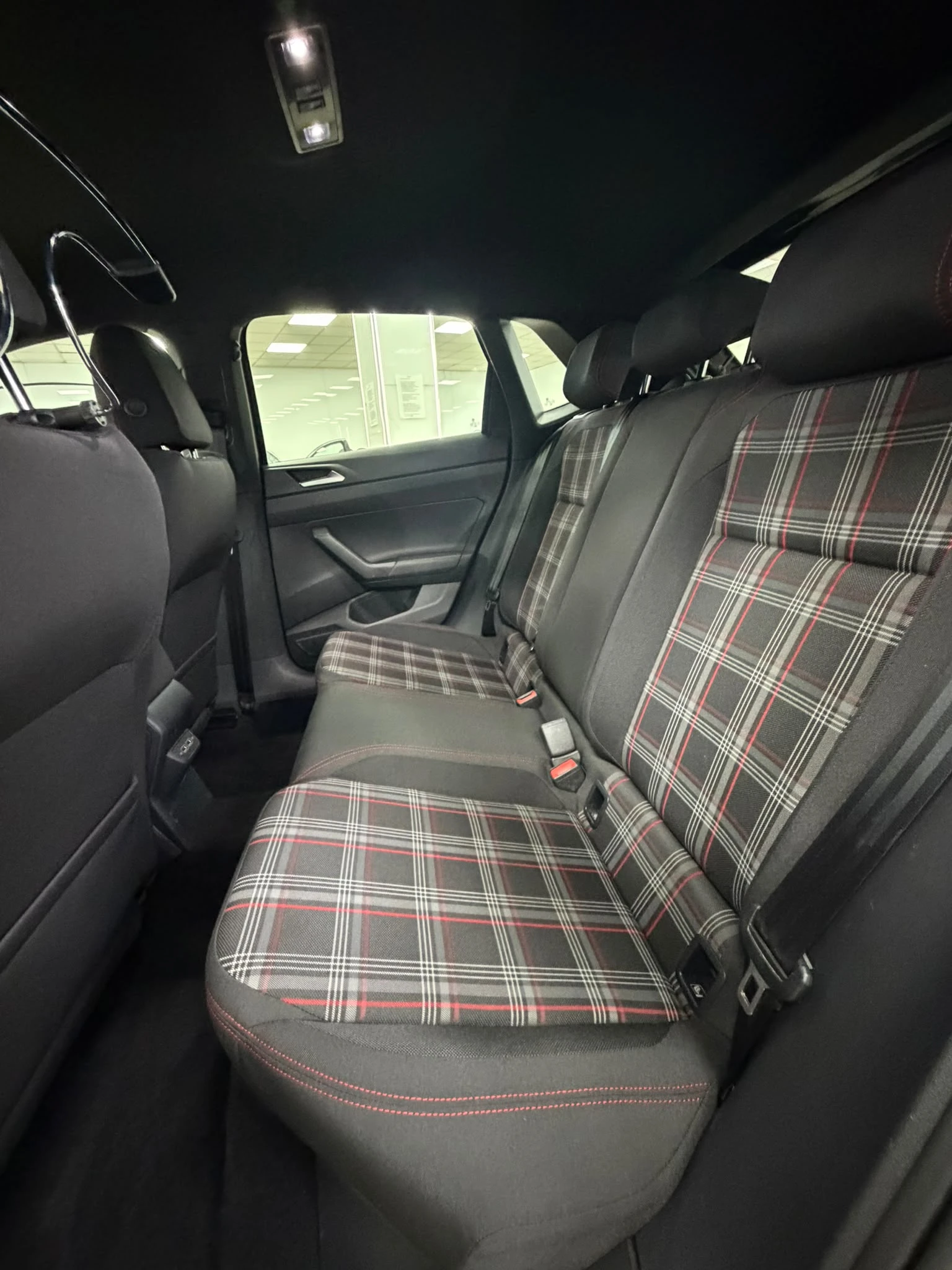 VW Polo GTI, снимка 9 - Автомобили и джипове - 56182943