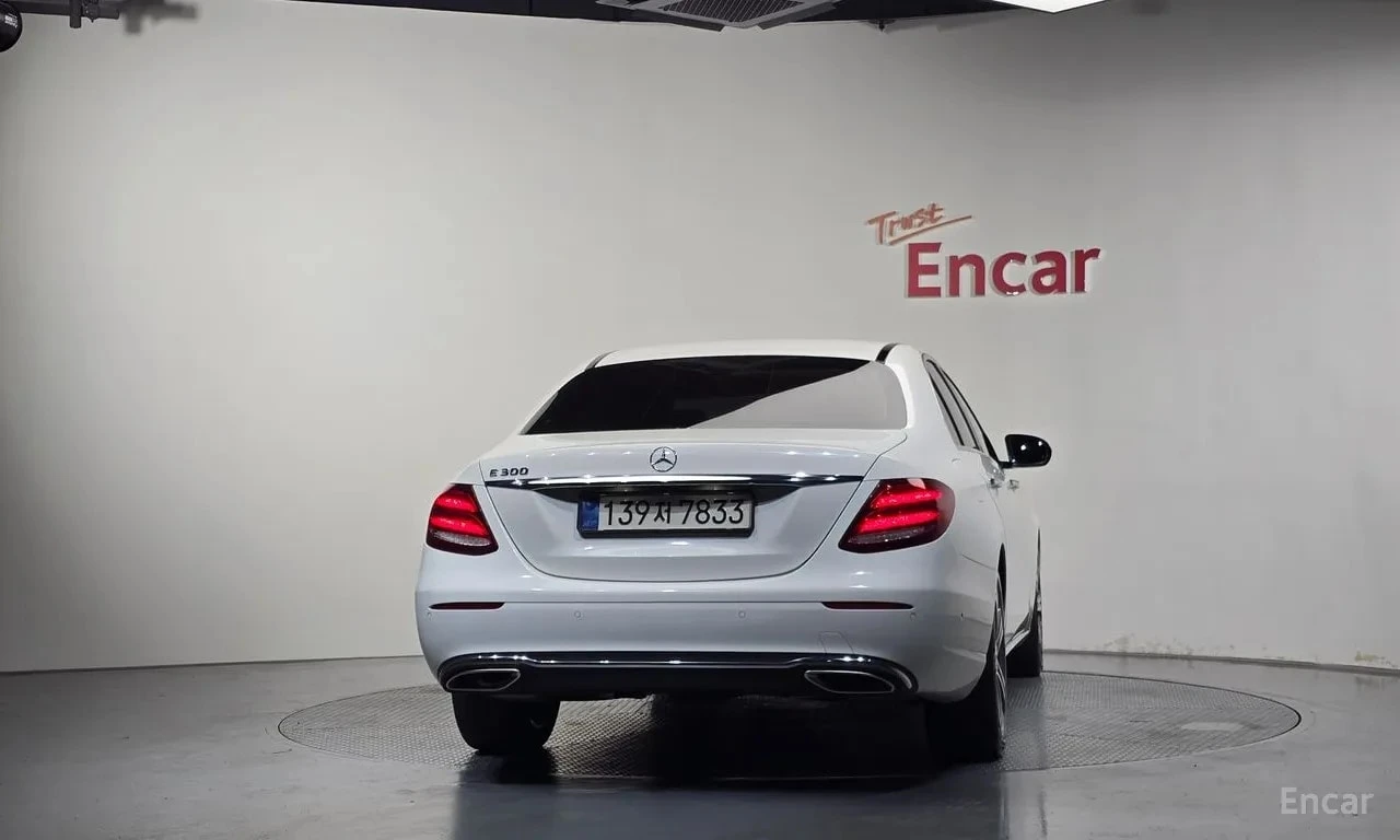 Mercedes-Benz E 300 * E300 Avantgarde * , снимка 4 - Автомобили и джипове - 56628220