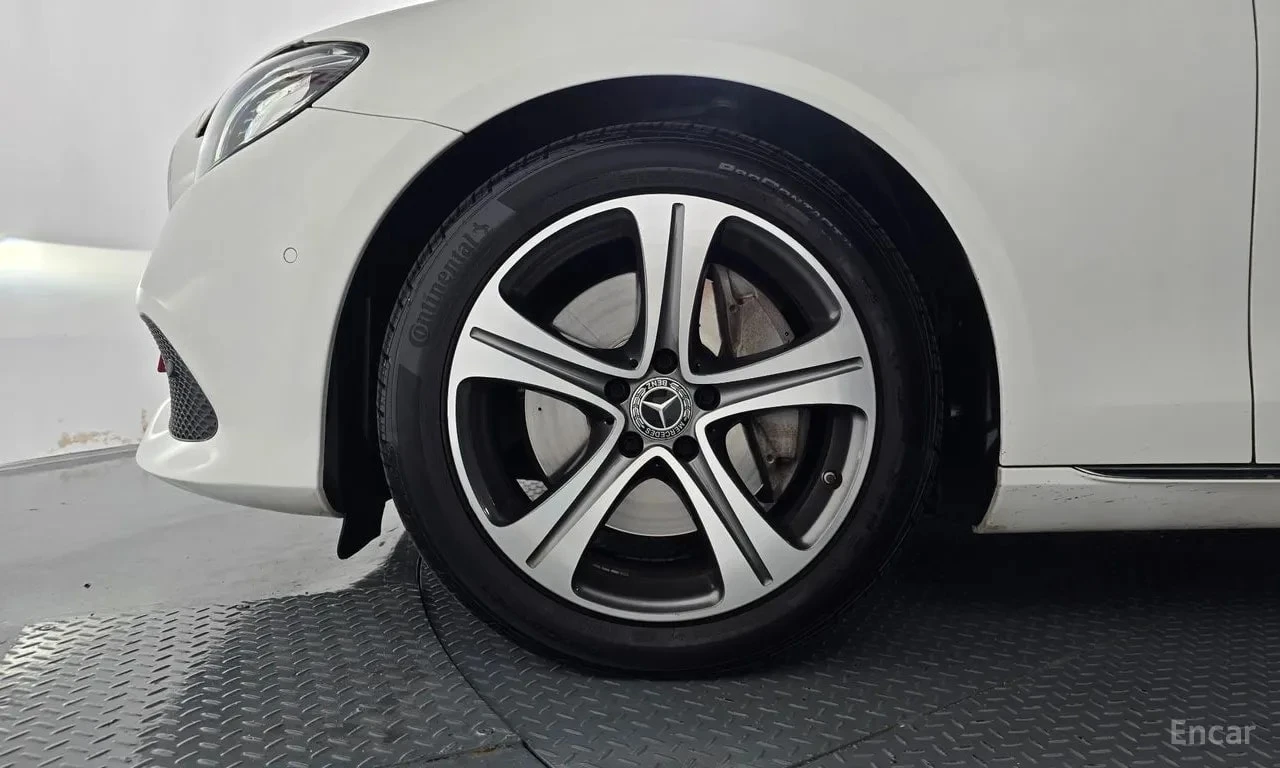 Mercedes-Benz E 300 * E300 Avantgarde * , снимка 5 - Автомобили и джипове - 56628220