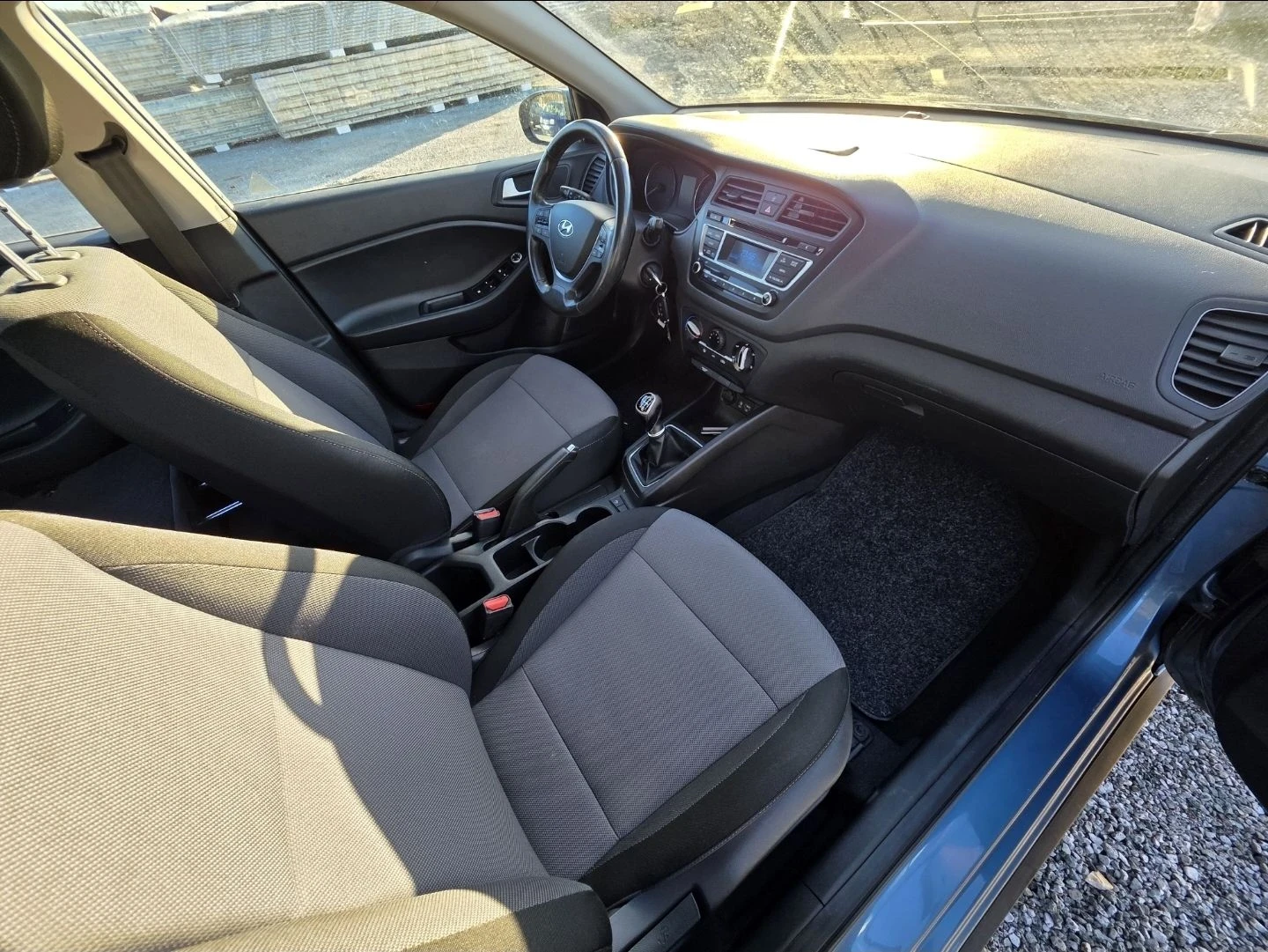 Hyundai I20 Active 1.4D, снимка 8 - Автомобили и джипове - 56730075