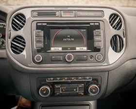 VW Tiguan 2.0 TSi 4x4 DSG-7 НАВИ ПАНО КОЖА - 9600 € / 18775.97 лв. - 39215970 13