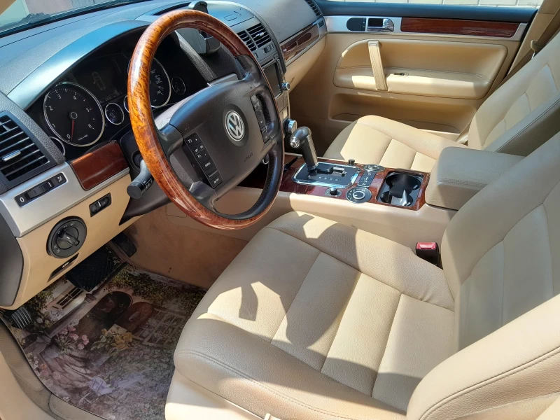 VW Touareg V6 3.0TDI, снимка 7 - Автомобили и джипове - 52065053