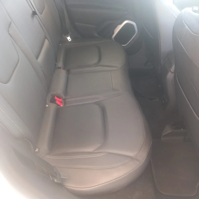 Jeep Renegade  ///  Limited  ///  1.4 benzin automatic ///euro 6, снимка 5 - Автомобили и джипове - 52092229