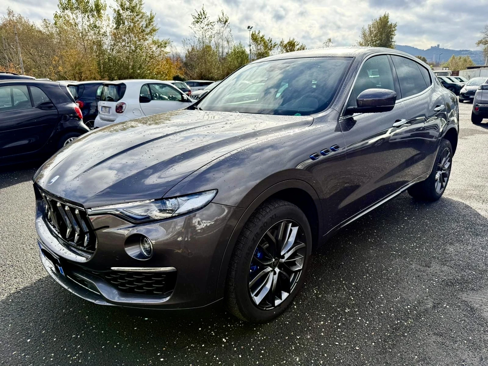 Maserati Levante 2.0 HYBRID* 2022г - изображение 2