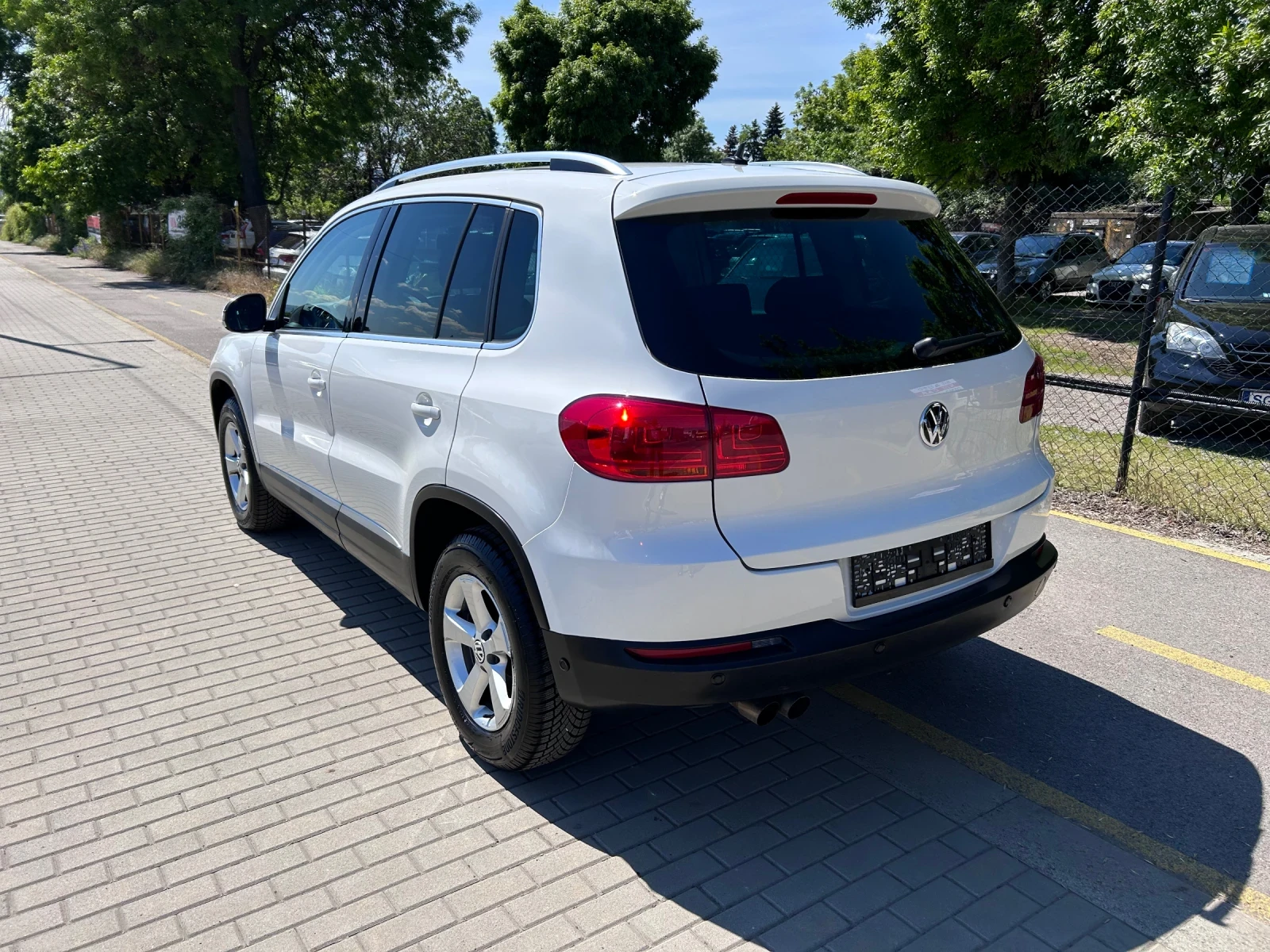 VW Tiguan 2.0TDI 4motion/AUT/УНИКАТ 139хил.км!!! - изображение 5