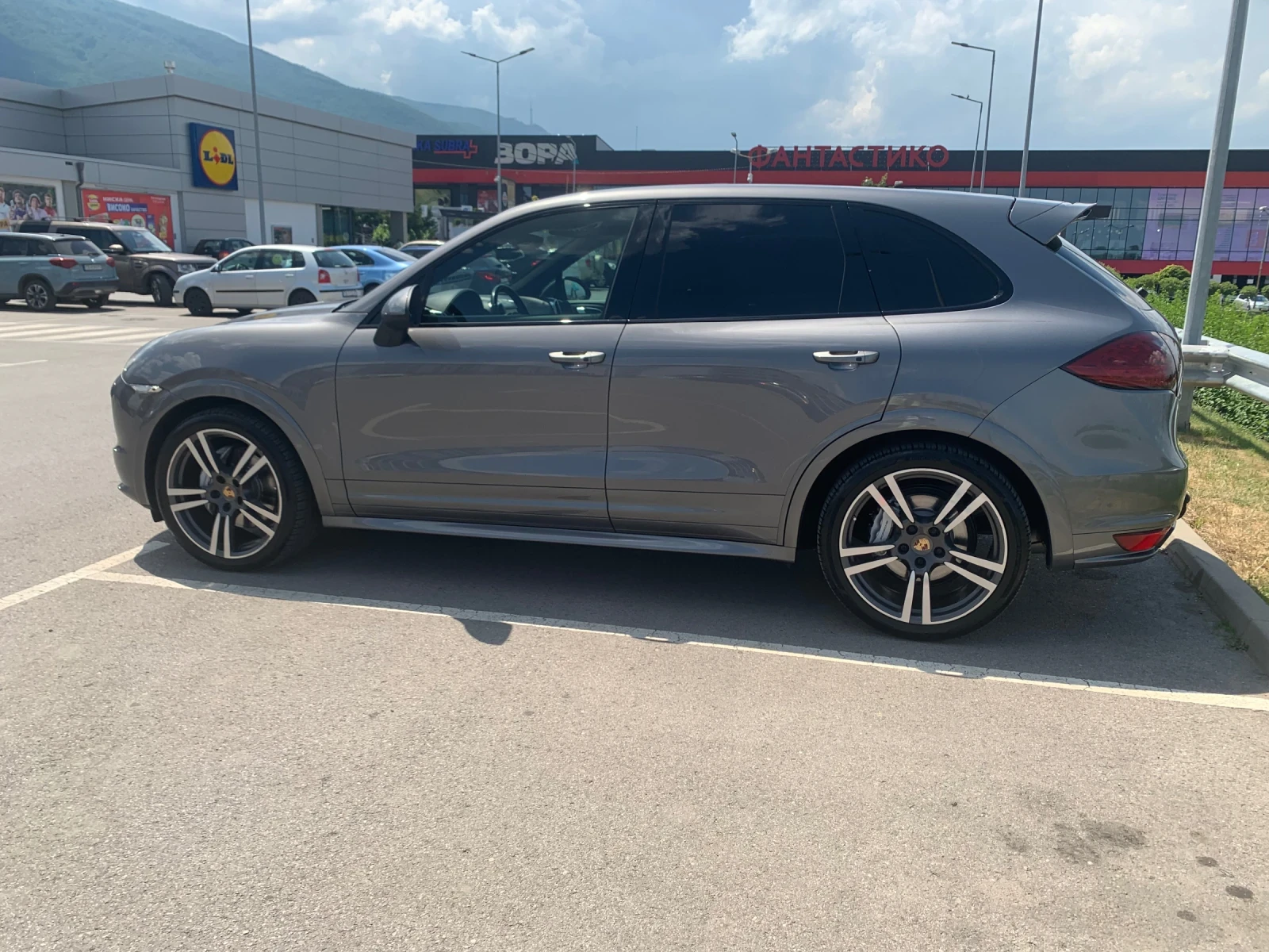 Porsche Cayenne  - изображение 3