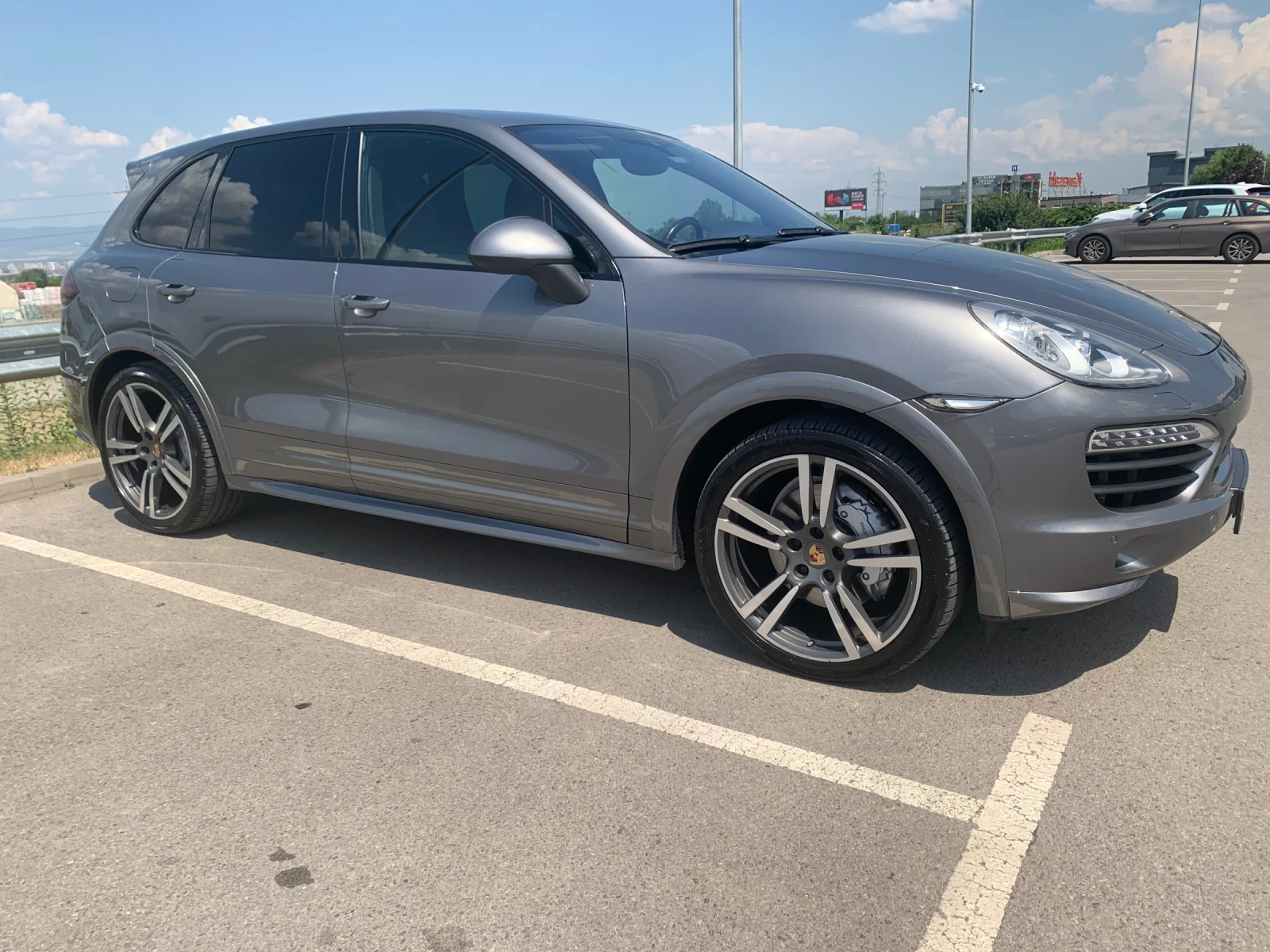 Porsche Cayenne  - изображение 2
