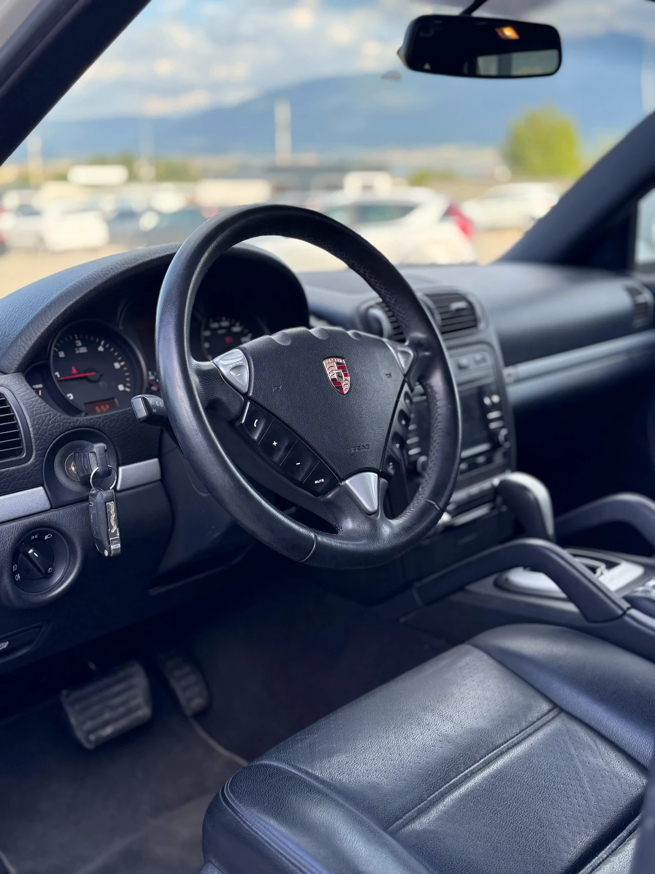 Porsche Cayenne  - изображение 7