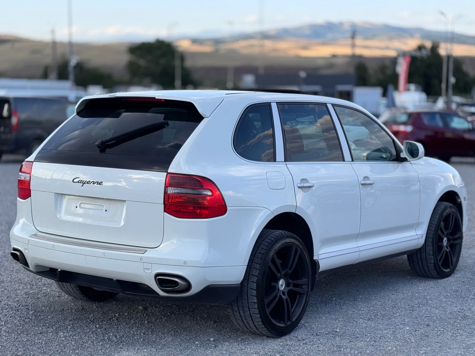 Porsche Cayenne  - изображение 4
