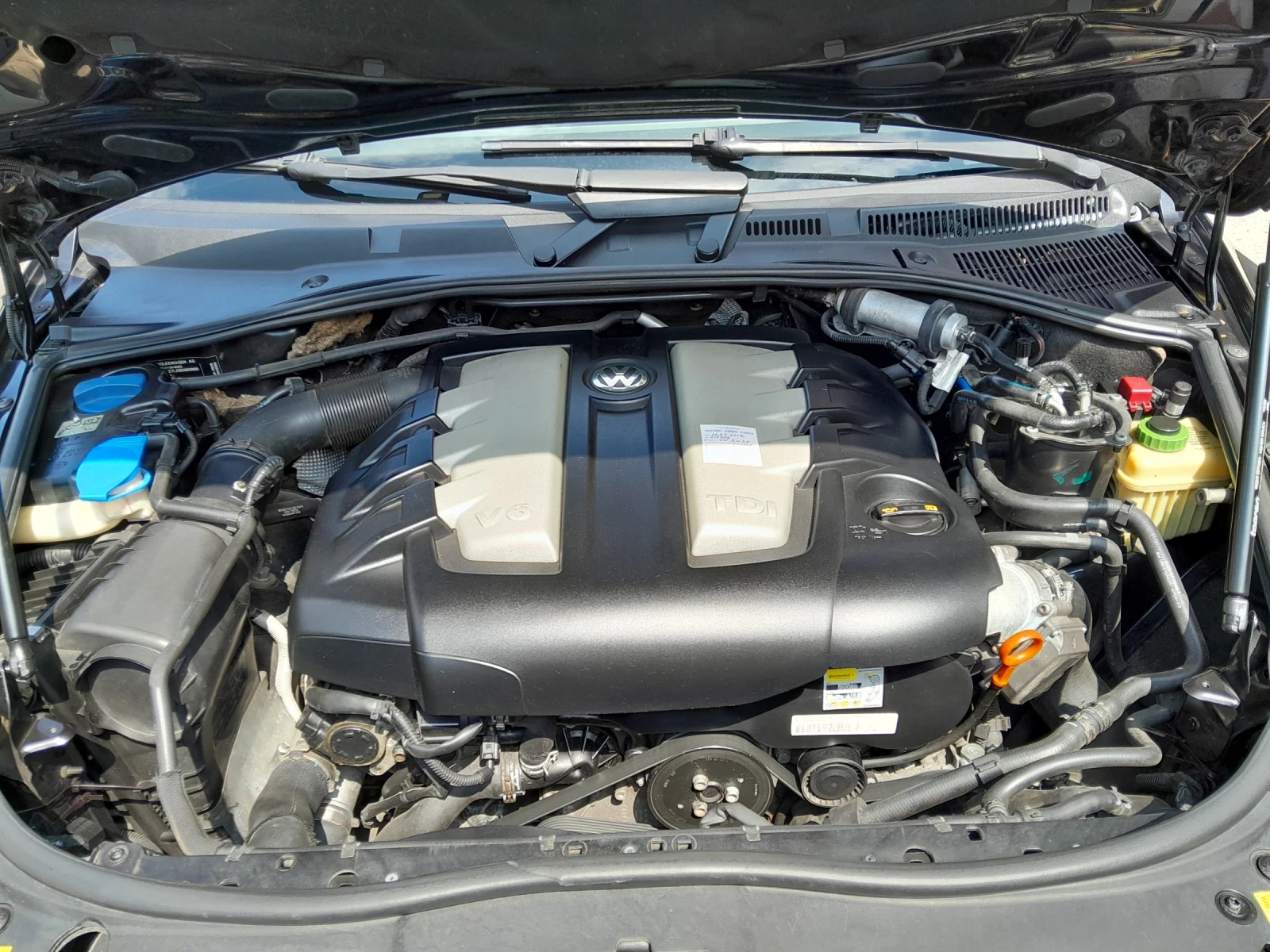 VW Touareg V6 3.0TDI - изображение 6
